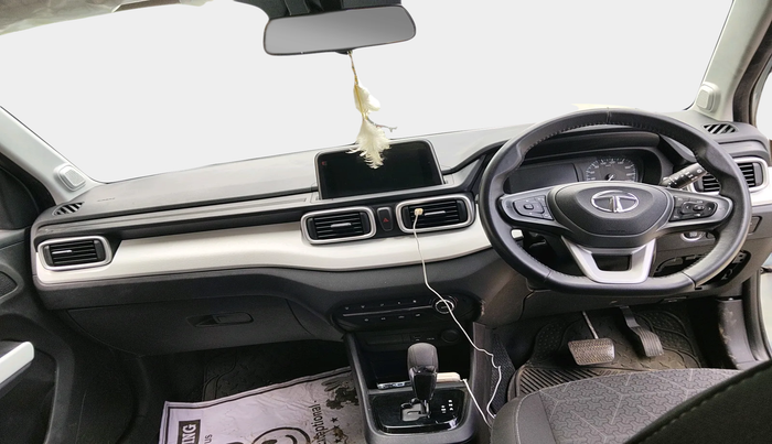 2023 Tata PUNCH CREATIVE AMT 1.2 RTN DUAL TONE, Petrol, Automatic, 25,989 km, interior