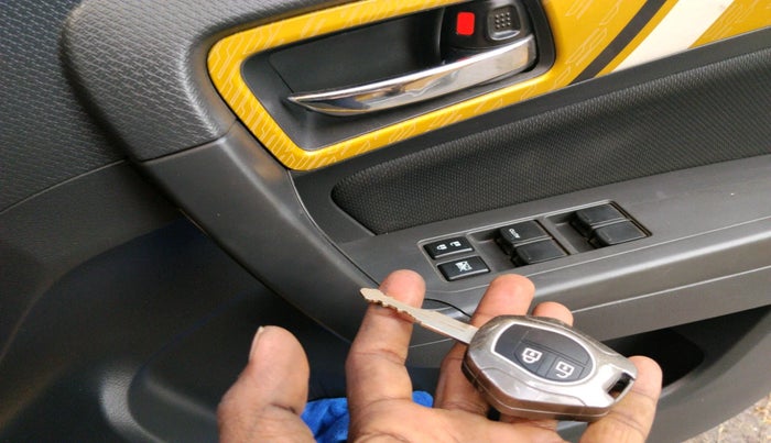 2017 Maruti Vitara Brezza ZDI, Diesel, Manual, 1,13,309 km, interior