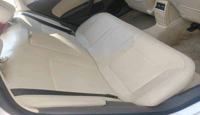 2012 Volkswagen Vento HIGHLINE DIESEL 1.6, Diesel, Manual, 1,32,490 km, interior