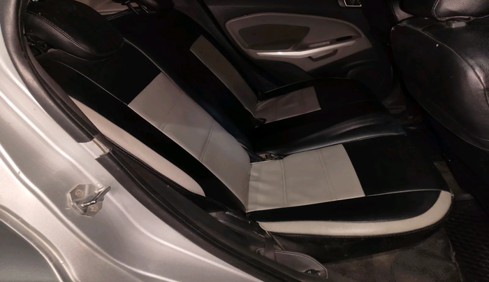 2013 Ford Ecosport TITANIUM 1.5L DIESEL, Diesel, Manual, 1,77,413 km, interior