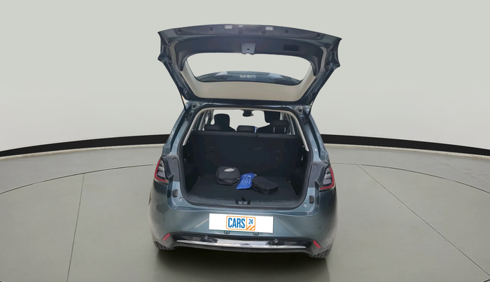 2025 MG Windsor EV Essence, Electric, Automatic, 9,089 km, exterior