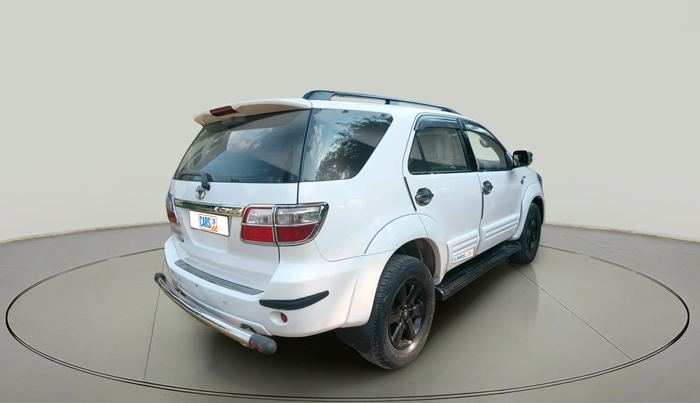 2011 Toyota Fortuner 3.0 4X4 MT, Diesel, Manual, 1,39,797 km, exterior