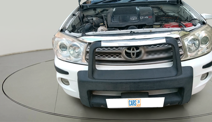 2011 Toyota Fortuner 3.0 4X4 MT, Diesel, Manual, 1,39,797 km, exterior