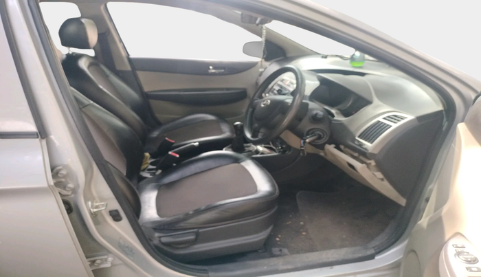2012 Hyundai i20 MAGNA 1.2, Petrol, Manual, 75,521 km, interior