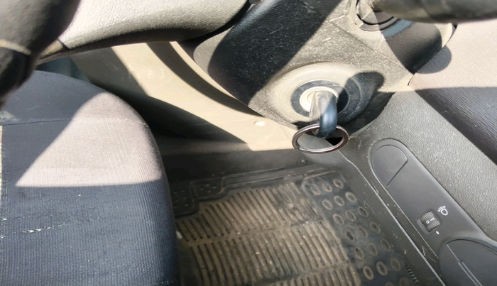 2013 Hyundai i10 SPORTZ 1.2, Petrol, Manual, 64,145 km, interior