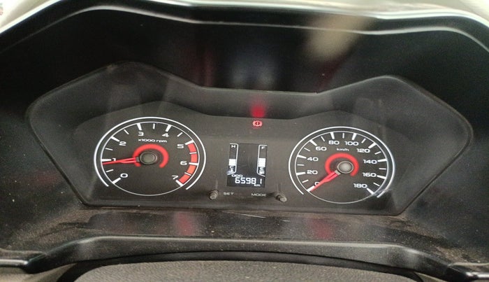 2016 Mahindra Kuv100 K2 PLUS D 6 STR, Diesel, Manual, 65,981 km, interior