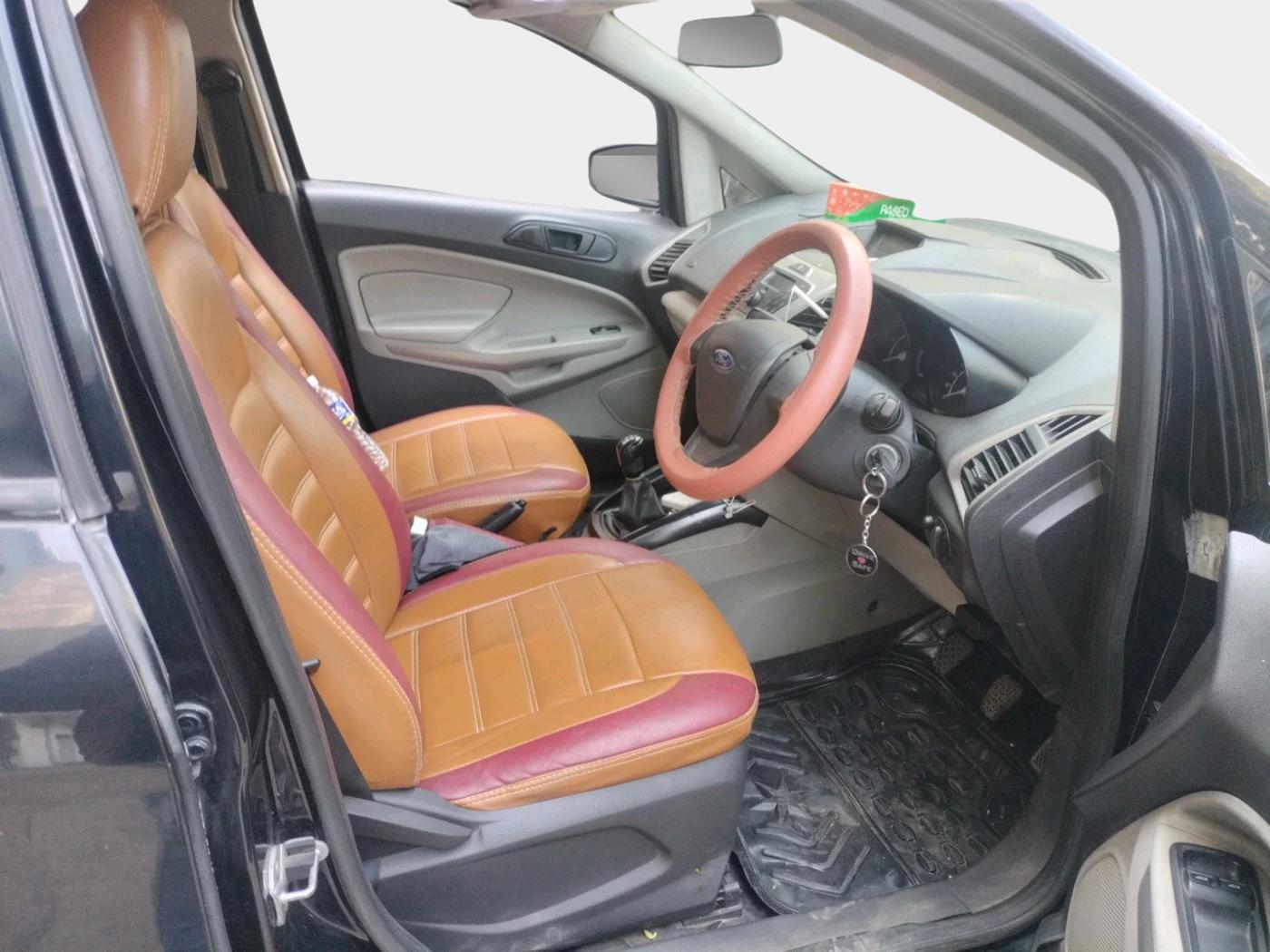 2013 Ford Ecosport AMBIENTE 1.5L DIESEL, Diesel, Manual, 1,16,391 km, interior