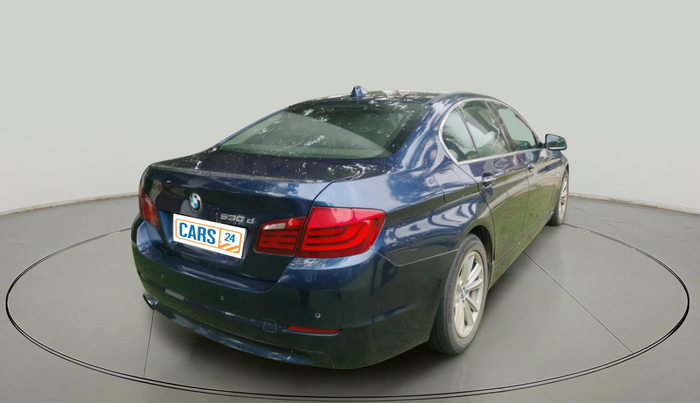 2011 BMW 5 Series 530 D, Diesel, Automatic, 1,66,406 km, exterior