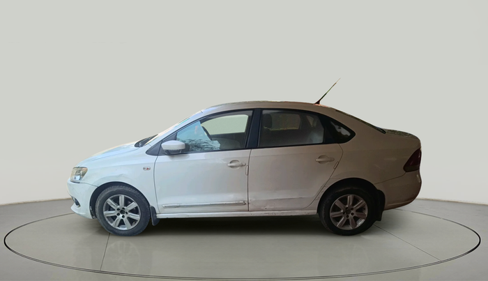 2011 Volkswagen Vento HIGHLINE 1.6 MPI, Petrol, Manual, 1,59,020 km, exterior