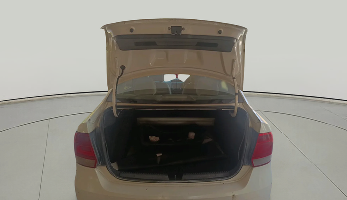 2011 Volkswagen Vento HIGHLINE 1.6 MPI, Petrol, Manual, 1,59,020 km, exterior