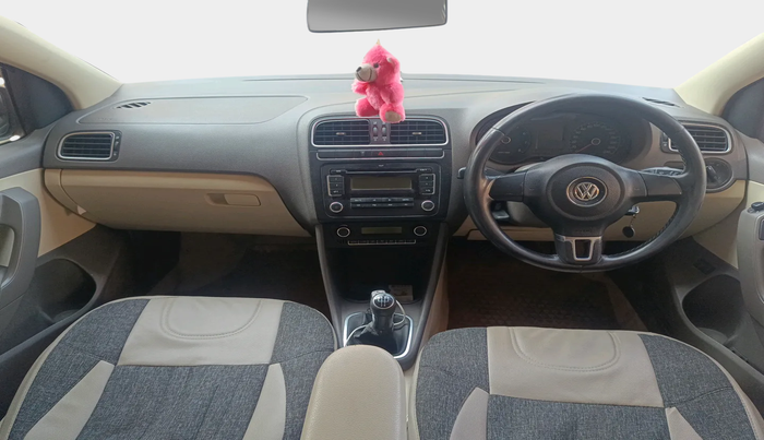 2011 Volkswagen Vento HIGHLINE 1.6 MPI, Petrol, Manual, 1,59,020 km, interior