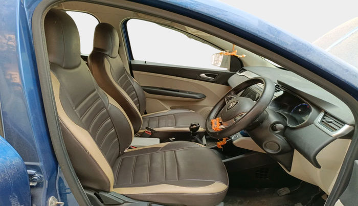 2023 Renault TRIBER RXZ, Petrol, Manual, 42,433 km, interior