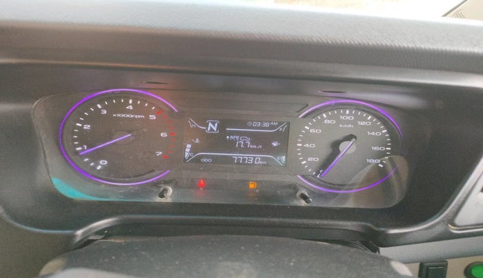 2019 Mahindra MARAZZO M2 8 STR, Diesel, Manual, 77,730 km, interior