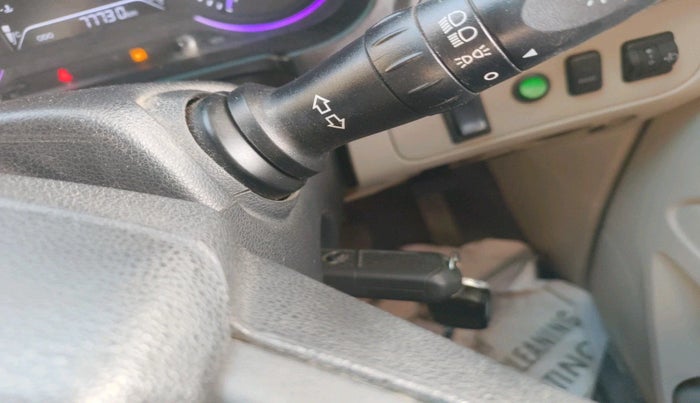 2019 Mahindra MARAZZO M2 8 STR, Diesel, Manual, 77,730 km, interior