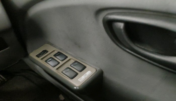 2011 Maruti Alto K10 LXI, Petrol, Manual, 1,20,000 km, interior