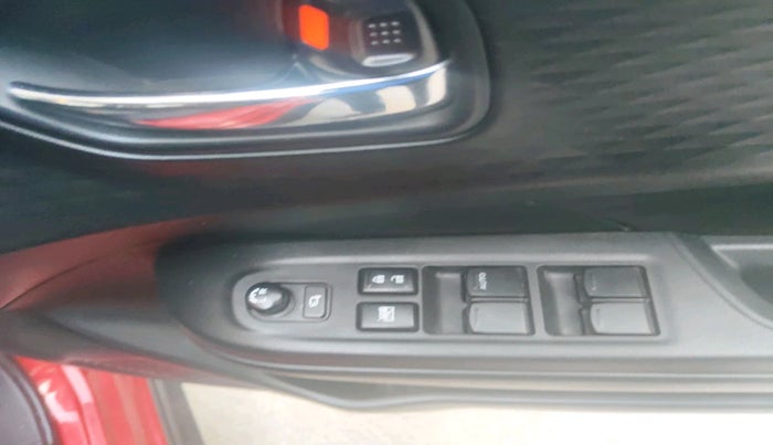 2024 Maruti Swift ZXi Plus Dual Tone, Petrol, Manual, 29,633 km, interior