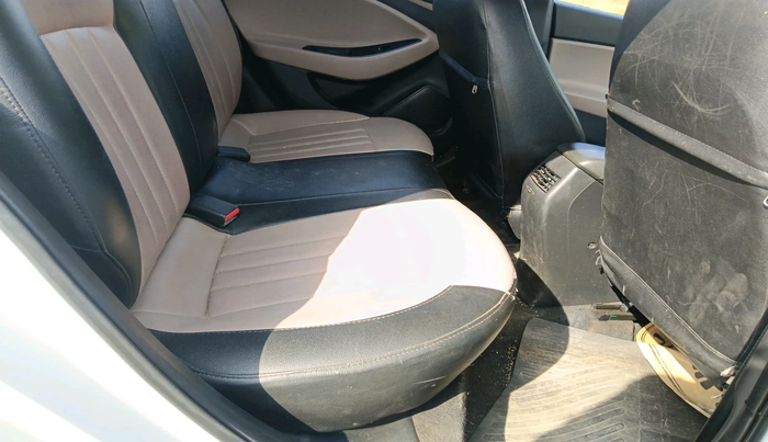 2016 Hyundai Elite i20 SPORTZ 1.4 CRDI, Diesel, Manual, 87,536 km, interior