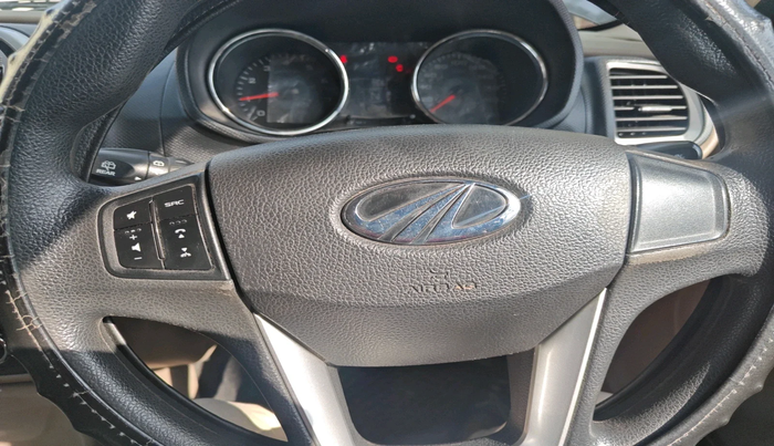 2019 Mahindra TUV300 T8, Diesel, Manual, 1,28,291 km, interior