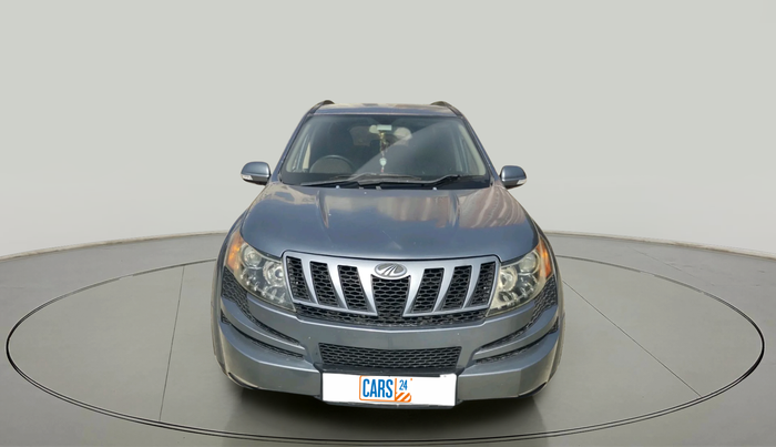 2014 Mahindra XUV500 W8, Diesel, Manual, 1,00,389 km, exterior