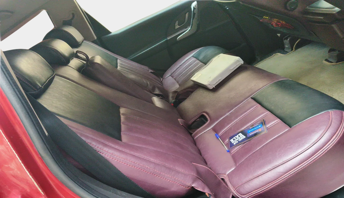 2012 Mahindra XUV500 W8, Diesel, Manual, 1,53,307 km, interior