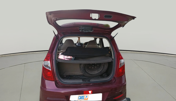 2014 Hyundai i10 SPORTZ 1.1 LPG, Petrol, Manual, 96,411 km, exterior