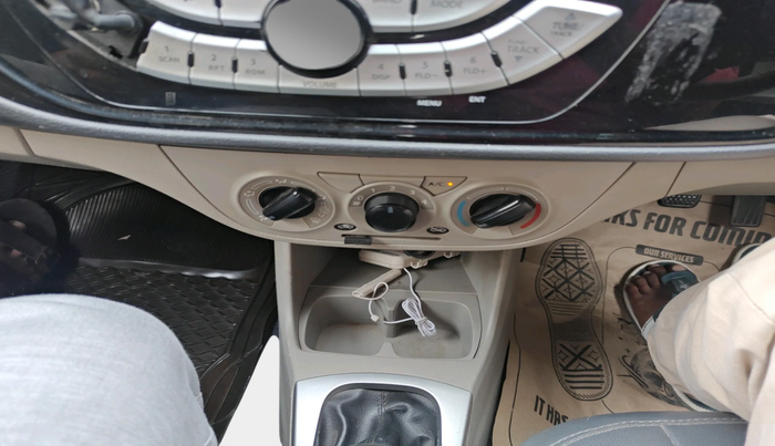 2017 Maruti Alto K10 VXI, Petrol, Manual, 73,320 km, interior