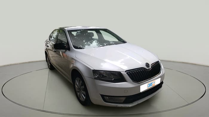 2013 Skoda Octavia ELEGANCE 2.0 TDI AT, Diesel, Automatic, 1,19,799 km, exterior