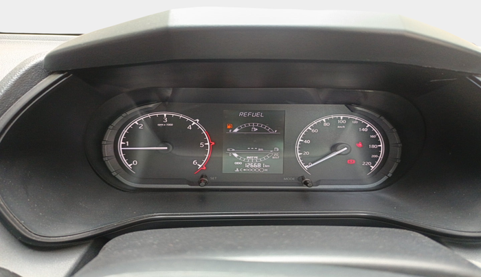 2020 Tata Harrier XE 2.0L KRYOTEC, Diesel, Manual, 1,26,681 km, interior