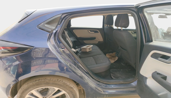 2024 Tata ALTROZ XZ DIESEL, Diesel, Manual, 40,020 km, interior