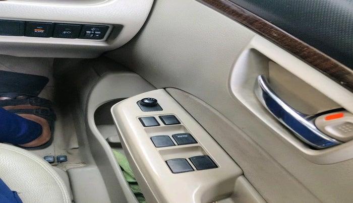 2015 Maruti Swift Dzire VDI, Diesel, Manual, 1,49,570 km, interior