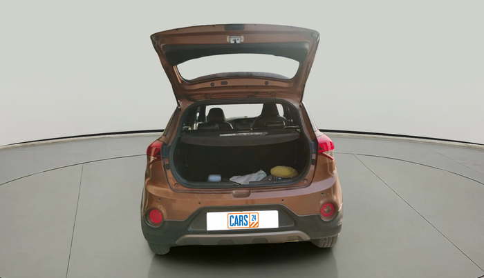 2016 Hyundai i20 Active 1.2 SX, Petrol, Manual, 1,82,815 km, exterior