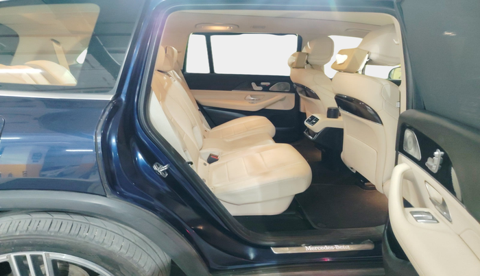 2022 Mercedes Benz GLS 400D 4MATIC , Diesel, Automatic, 32,701 km, interior