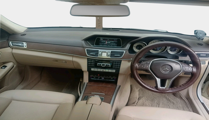2014 Mercedes Benz E Class E 250 CDI AVANTGARDE, Diesel, Automatic, 1,16,105 km, interior