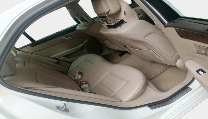 2014 Mercedes Benz E Class E 250 CDI AVANTGARDE, Diesel, Automatic, 1,16,105 km, interior