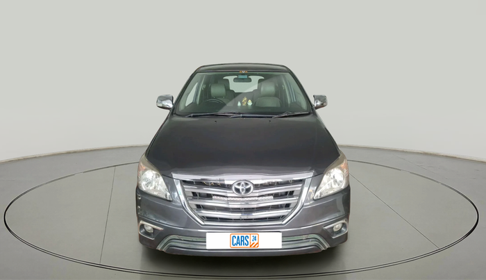 2016 Toyota Innova 2.5 GX 7 STR, Diesel, Manual, 1,23,259 km, exterior