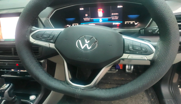 2021 Volkswagen TAIGUN TOPLINE 1.0 TSI AT, Petrol, Automatic, 28,805 km, interior