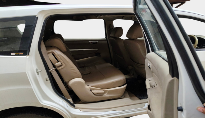 2015 Maruti Ertiga ZDI, Diesel, Manual, 1,23,031 km, interior