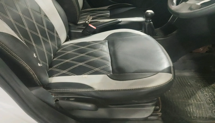 2012 Maruti Swift VDI, Diesel, Manual, 2,18,772 km, interior