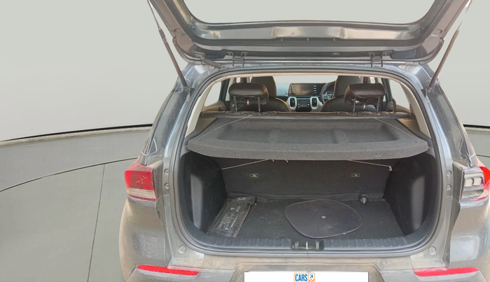 2020 KIA SONET HTK PLUS 1.5, Diesel, Manual, 1,29,918 km, exterior