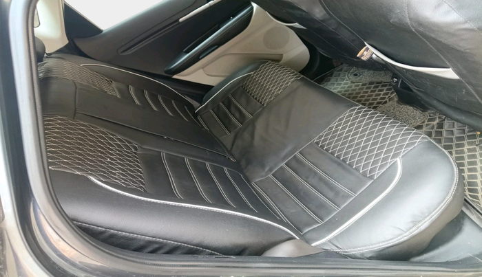 2020 KIA SONET HTK PLUS 1.5, Diesel, Manual, 1,29,918 km, interior