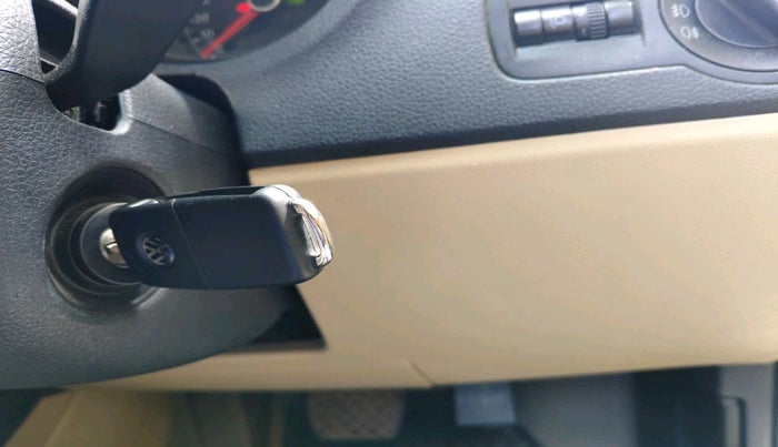 2017 Volkswagen Ameo HIGHLINE PLUS 1.5L AT 16 ALLOY, Diesel, Automatic, 1,01,958 km, interior