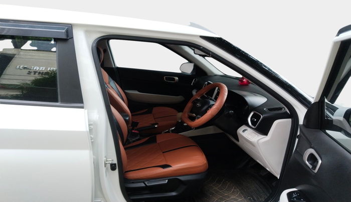 2023 Hyundai VENUE SX 1.2 PETROL, Petrol, Manual, 9,208 km, interior