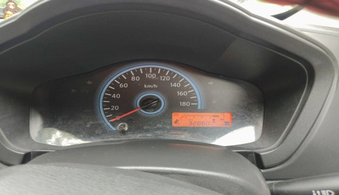2017 Datsun Redi Go T (O), Petrol, Manual, 32,860 km, interior