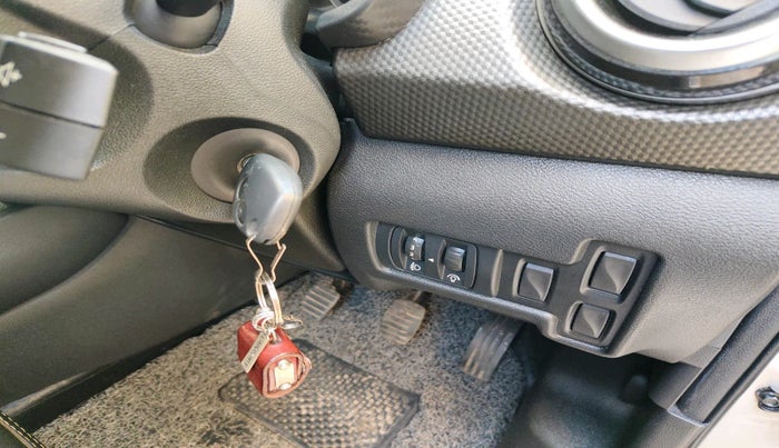 2021 Nissan Kicks XV 1.5, Petrol, Manual, 40,058 km, interior