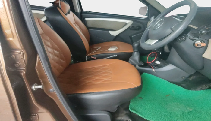 2013 Renault Duster 85 PS RXL DIESEL, Diesel, Manual, 1,65,000 km, interior