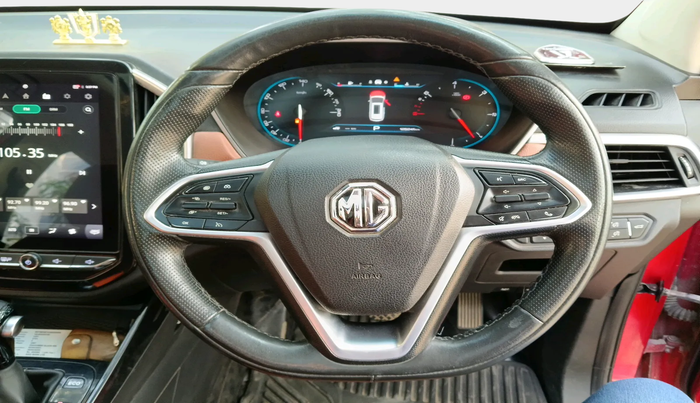 2021 MG HECTOR PLUS Sharp Pro 1.5 Turbo Petrol CVT 6 STR, Petrol, Automatic, 1,25,241 km, interior