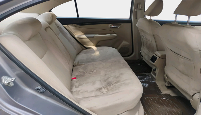 2015 Maruti Ciaz VDI+ SHVS, Diesel, Manual, 1,17,326 km, interior