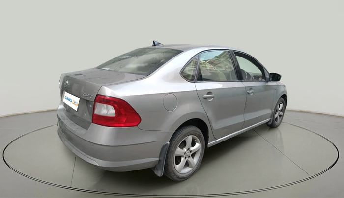 2014 Skoda Rapid 1.5 TDI CR AMBITION PLUS, Diesel, Manual, 1,60,973 km, exterior
