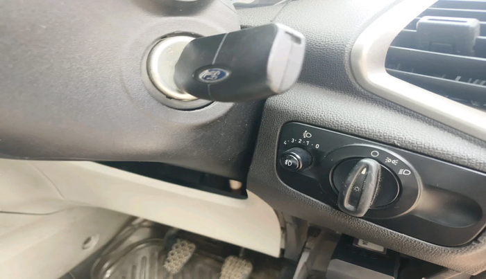 2013 Ford Ecosport TREND 1.5L DIESEL, Diesel, Manual, 1,32,225 km, interior