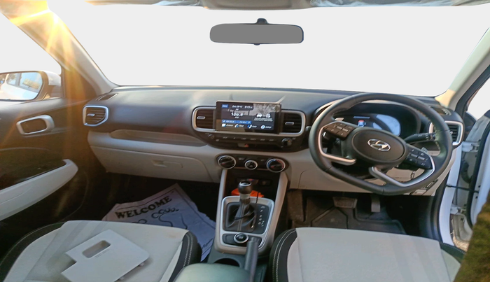 2024 Hyundai VENUE S (O) 1.0 Turbo Petrol DCT, Petrol, Automatic, 16,307 km, interior